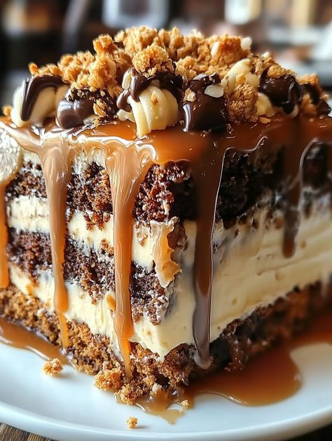 Caramel Toffee Crunch Cake Chocolate Toffee Cake, Chocolate Caramel Desserts, Toffee Crunch Cake, Burns Nursing, Dessert Lasagnas, Chocolate Caramel Dessert, Toffee Cake Recipe, Toffee Pudding Cake, Crunch Cake Recipe