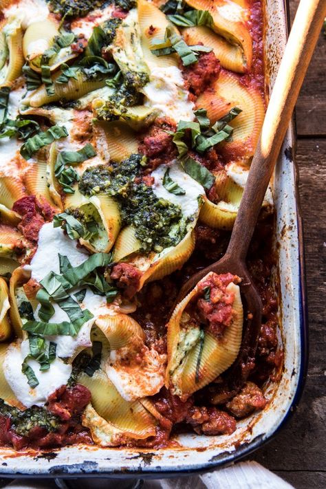 Pesto Cheese Stuffed Shells. - Half Baked Harvest Recipe Ricotta, Shells Stuffed, Spaghetti Vongole, Pesto Cheese, Shells Recipe, Cheese Stuffed Shells, Pasta Fatta In Casa, Stuffed Shells Recipe, Perfect Dinner