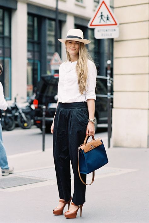 Doesn't get more perfect than this...shot by Vanessa Jackman Herbag 31, Street Style Inspiration, Blue Outfit, Hermes Bags, Street Chic, Couture Fashion, White Shirt, Minimalist Fashion, Autumn Winter Fashion