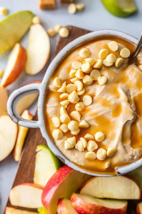 Caramel Sauce For Apples, Apple Caramel Dip, Dips Cream Cheese, Dip Dinner, Cream Cheese Apple Dip, Caramel Apple Sauce, Caramel Apple Dip Recipe, Apple Dip Recipe, Dips Sweet