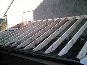 convert flat roof kansas city blue springs missouri new repair install Framing Windows, Mobile Home Roof, Metal Roofing Ideas, Watering Tomatoes, Flat Roof Repair, Woods Ideas, Austin Stone, Pitch Roof, Covered Backyard