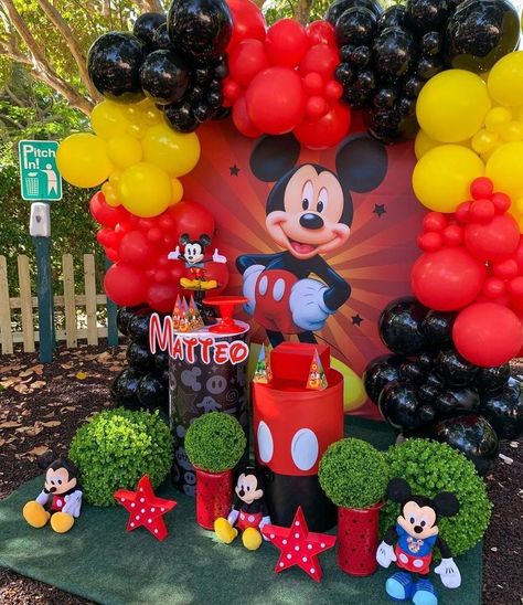 Mickie Mouse Party, Γενέθλια Mickey Mouse, Miki Mouse, Mickey Mouse Birthday Decorations, Mickey First Birthday, Mickey 1st Birthdays, Mickey Mouse Bday, Baby Birthday Party Theme, Minnie Mouse Birthday Party Decorations