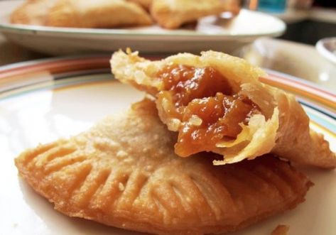 Fried Pies Recipe, Fried Pie, Fried Pies, Love At First Bite, Torte Cupcake, Comfort Food Southern, Perfect Pies, Pie Cake, Pie Dessert