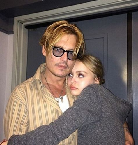 JOHNNY Depp is a famous Hollywood star, thanks to his long career in the movies. But he is also just known as just dad to his two kids. Who are Johnny Depp’s children? Lily-Rose Johnny Depp has two children, both with ex-girlfriend Vanessa Paradis. Lily-Rose Melody Depp was born in Paris in May 1999 and […] Johnny Depp Kids, Eliot Sumner, جوني ديب, Johnny D, Vanessa Paradis, Magic Johnson, Celebrity Kids, Lauren Jauregui, Lily Rose Depp