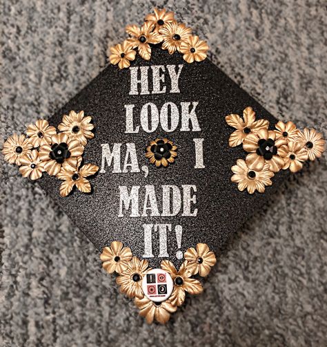 Panic! At The Disco inspired grad cap “Hey look ma, I made it!” Nursing Graduation Cap, Diy Grad Cap, Glitter Graduation Cap, Flower Graduation Cap, Funny Graduation Caps, Creative Graduation Caps, Nurse Graduation Cap, College Grad Cap Ideas, Graduation Cap Decoration Diy