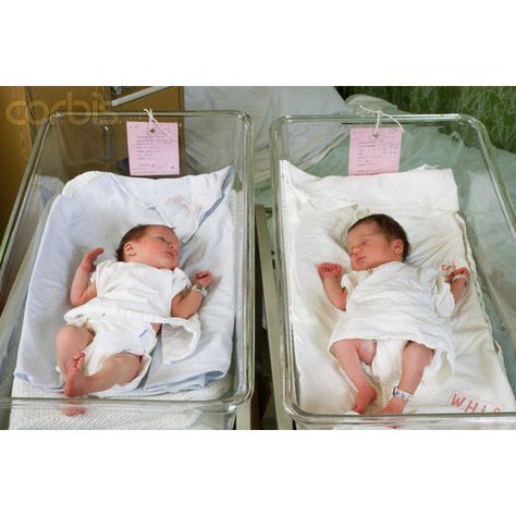 Newborn Twin Girls in Hospital Cots ❤ liked on Polyvore featuring babies, hospital, kids and twins Twin Baby Boys, Healthy Children, Real Life Baby Dolls, Twin Baby Girls, Baby Twins, Newborn Girls, Newborn Hospital, Twin Outfits