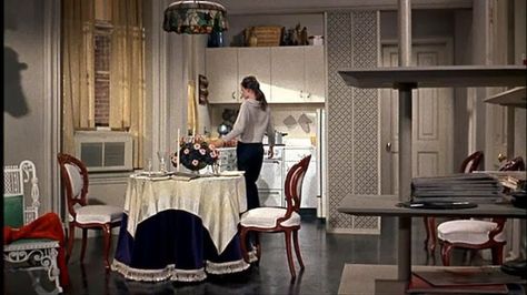 13 Things A Woman Should Never EVER Have In Her Home  - ELLEDecor.com Breakfast At Tiffanys Apartment, Breakfast Casserole Bacon, Holly Golightly, Breakfast Smoothie Recipes, Breakfast At Tiffanys, Breakfast Nook, Apartment Design, Elle Decor, Home Remodeling