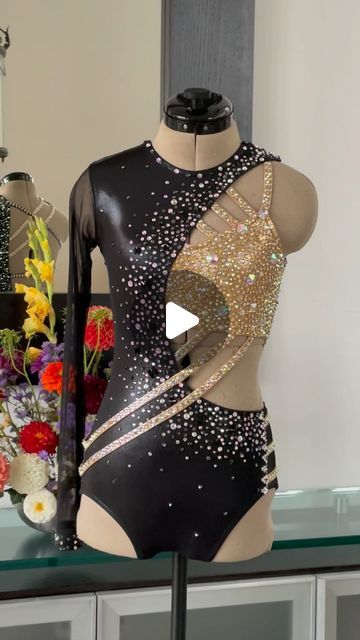 @lyndsayleila_designs on Instagram: "**For Aria**🌟💎
#customdancecostume #customcostumes" Jazz Dance Costumes Sassy Black, Jazz Solo Costumes, Dance Leotards Unique, Jazz Dance Costumes Sassy, Freestyle Dance Costumes, Dance Performance Outfits, Majorette Outfits, Freestyle Dance, Custom Dance Costumes