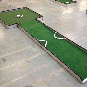 hole-1-classic-portable-mini-golf-course-mobile-miniature-putt-putt Mini Golf Party, Outdoor Mini Golf, Golf Putt, Portable Mini Golf, Putt Putt Golf, Miniature Golf Course, Mini Golf Course, Miniature Golf, Garden Games