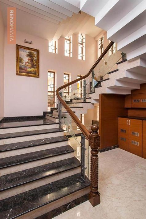 https://renomania.com/designs/photos/staircase/p/2 Indian Home Interior Design, Luxury Exterior Design, Staircase Design Ideas, Cantilever Stairs, Pretty Living Room, Home Gate Design, Staircase Design Modern, Home Interior Design Ideas, Door Design Photos