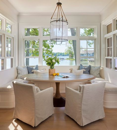 Dinning Nook, Window Bay, Window Image, Kitchen Bay Window, Kitchen Sofa, Banquet Seating, Kitchen Breakfast Nooks, Kitchen Banquette, Dining Room Art