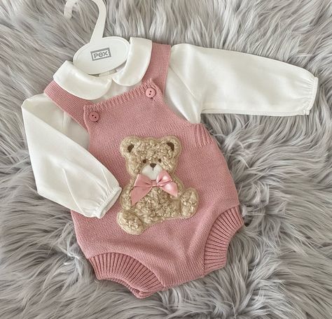 Indulge in luxury with our Teddy Romper Set. Made with a soft, knitted fabric in a delicate rose pink, this set includes a romper and shirt for a complete and stylish look. Perfect for your little one to stay comfortable and fashionable all day long. Baby Clothes Pink, Baby Girl Romper Outfit, Vintage Baby Girl Clothes, Kid Dresses, Baby Girl Clothes Newborn Pink, Pink Baby Room, Luxury Baby Clothes, Winter Playwear For Babies In Pink, Baby Girl Boutique