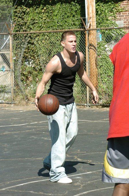 Still of Channing Tatum in Step Up Channing Tatum Magic Mike, Step Up Movies, Chaning Tatum, Charlie Carver, Coach Carter, Dance Hip Hop, She's The Man, Beau Mirchoff, Step Up Revolution