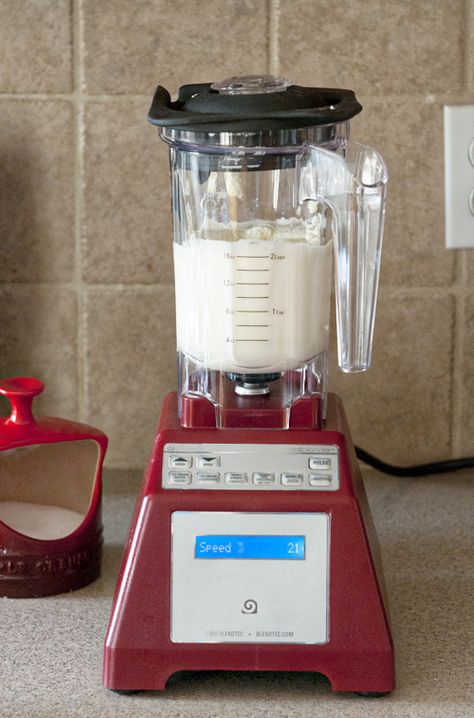 How have I not thought of this: Making butter in a @Blendec Blender via @dineanddish.net Tumeric Milk Recipe, Frothed Milk Recipes, Home Made Butter, Blendtec Blender, Blendtec Recipes, Coconut Milk Chocolate, Making Butter, Ranch Recipe, Vitamix Recipes