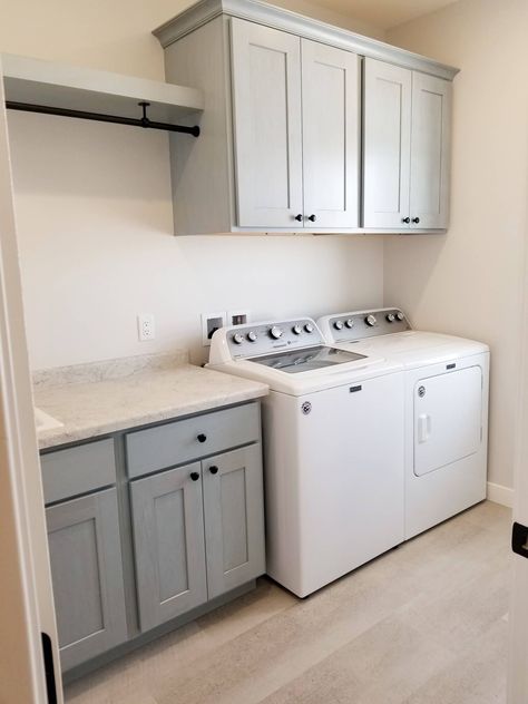 Laundry Room Ideas No Sink, Laundry And Entry Room, Big Laundry Room Ideas Layout, Laundry Room Setup, 12x12 Laundry Room Layout, Small Laundry Room With Hanging Space, Laundry Room Mud Room Combo Small Layout, Half Bathroom And Laundry Room Combo, Top Loading Washer Laundry Room Ideas