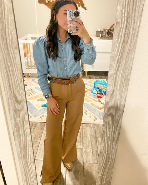 Work Western Outfits Women, Ag Business Outfits, Corporate Western Outfits, Business Western Outfits, Professional Western Outfits Women, Western Business Casual For Women, Business Casual Western Outfits, Western Work Wear For Women, Western Business Professional