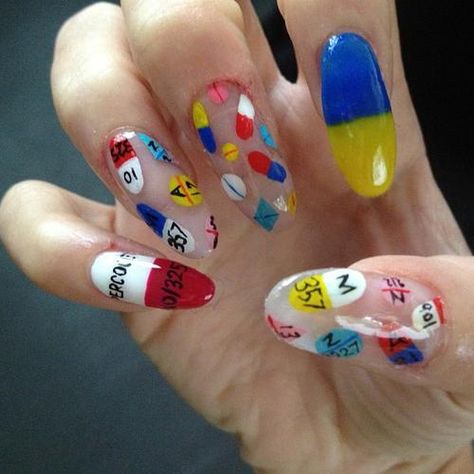 Pop pills. Nurse Nails, Girls Nail Designs, Punk Nails, Get Nails, Nail Polish Designs, Beautiful Nail Designs, Girls Nails, Nail Art Galleries, Cool Nail Designs