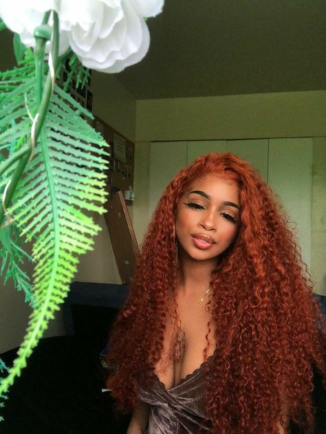 Curly Ginger Hair, Blk Women, Cheveux Oranges, Dyed Curly Hair, Red Curly Hair, Ginger Hair Color, Hair Crown, Birthday Hair, Colored Curly Hair