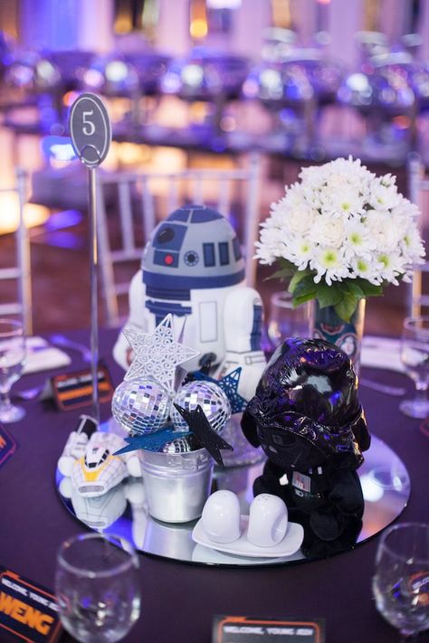 Table centerpiece decor from Blue & Silver Star Wars Birthday Party at Kara's Party Ideas. See more at karaspartyideas.com! Star Wars Decorations, Decoracion Star Wars, Guest Table Centerpieces, Star Wars Baby Shower, Star Wars Wedding Theme, Star Wars Jewelry, Star Wars Decor, Star Wars Birthday Party, Star Wars Wedding