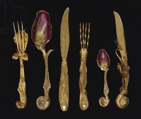 Salvador Dali cutlery set design from 1957 Pierre Chareau, Cutlery Design, Salvador Dali, Cutlery Set, Dali, Set Design, Spoons, Flatware, Tortoise