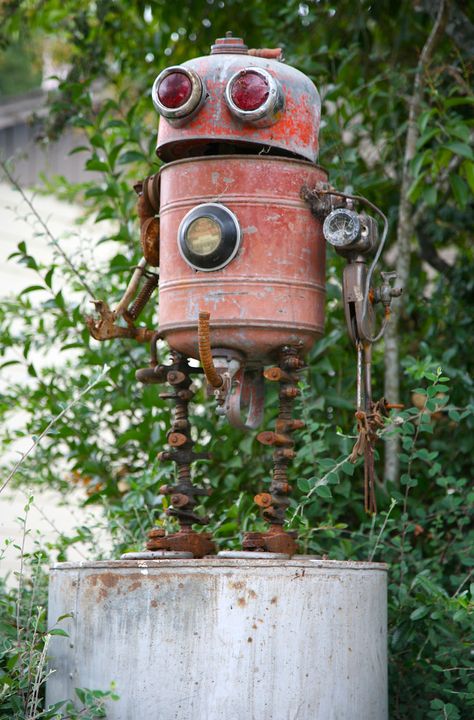 Rusty Robot, Steampunk Robots, Recycled Robot, Metal Robot, Vintage Robots, Robot Sculpture, Arte Robot, Found Object Art, Sculpture Metal