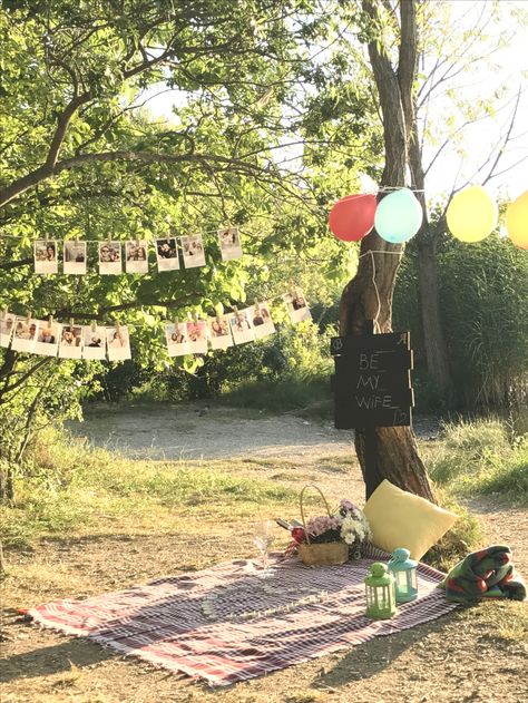 Rose Garden Proposal, Outside Proposal Ideas Simple, Proposal Under Tree, Affordable Proposal Ideas, Apple Orchard Proposal, Proposal Ideas Woods, Wlw Proposal Ideas, Cottagecore Proposal, Outdoor Proposal Set Up