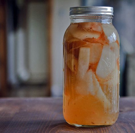 pear liqueur. YES. my love for boozy fruit concotions is well known (exhibit A, apple brandy) Boozy Fruit, Brandy Recipe, Pear Brandy, Pear Liqueur, Cordial Recipe, Homemade Alcohol, Homemade Hot Sauce, Homemade Liquor, Liquor Recipes