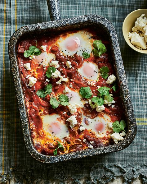 Shakshuka - delicious. magazine Vegetarian Brunch Recipes, Vegetarian Brunch, Christmas Brunch Recipes, Feta Cheese Recipes, Shakshuka Recipes, Baked Eggs Recipe, Christmas Breakfast Recipe, Chorizo Recipes, Delicious Magazine