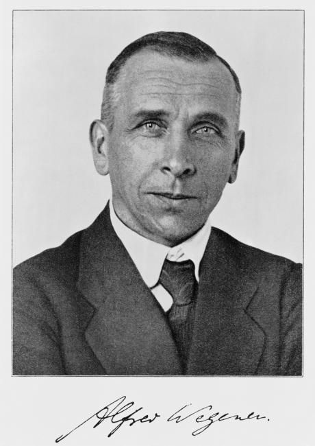 Alfred Wegener- teoría de la deriva continental=Pangea Alfred Wegener Theory, Continental Drift Theory, Alfred Wegener, Plate Tectonic Theory, Continental Drift, Map Tattoos, Modus Operandi, Plate Tectonics, History Of Science