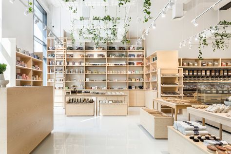 Go Green Oman: Oman’s first eco-friendly supermarket - Design K Retail Space Design, Supermarket Design, Pharmacy Design, Lighting Plan, Shop Fittings, Retail Store Design, Store Interior, Shop Interiors, Retail Space