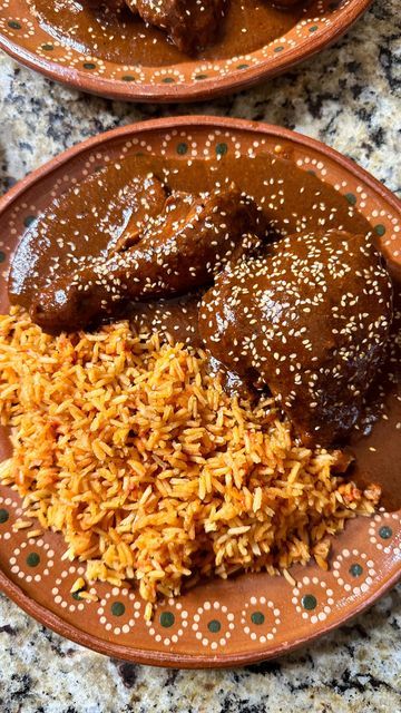 Alfredo Garcia, Mexican Mole, Mole Recipe, Chicken Mole, Mexican Recipe, Mexico Food, Mexican Food Recipes Easy, December 21, Birthday Food