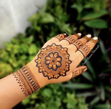 Back Hand Henna Designs, Mehendi Patterns, Tikki Mehndi, Back Hand Henna, Mehandi Design, Mehendi Designs, Designs Ideas, Mehndi Designs, Henna