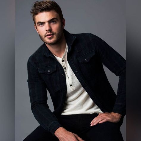 Alex Roe, Photo Collage, Actors