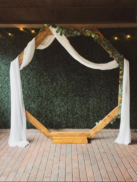 Wedding Arbor Decorations, Arches Wedding, Hexagon Decor, Bougainvillea Wedding, Wooden Wedding Arches, Wedding Arches Outdoors, Arbor Decor, Wedding Arbors, Hexagon Wedding