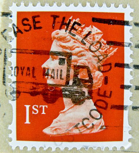 beautiful stamp UK GB 1st class Briefmarke timbre Machin Great Britain GB England Commonwealth Grossbritannien Queen Elizabeth QEII selo postage UK United Kingdom "Royal Mail" 1st Windsor Royal Mail Stamps, Mail Stamp, Royal Mail, Letter Stamps, Christmas Inspo, Commonwealth, Elizabeth Ii, Queen Elizabeth, United Kingdom