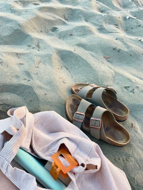 Birkenstock and beach bag Beach Birkenstock Outfit, Birkenstock Beach, Aesthetic Birkenstocks, Taylor Swift Albums, Birkenstock Outfit, Best Friend Activities, Beach Inspo, Friend Activities, Coastal Granddaughter