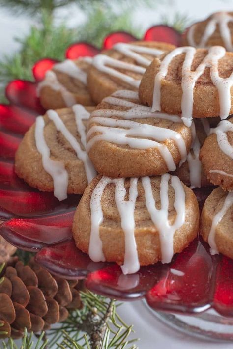 Easy Cinnamon Roll Cookies with Glaze | She's Not Cookin' Cinnamon Shortbread, Cookie Glaze, Cinnamon Roll Cookies, Simple Cookies, Cinnamon Cookies, Roll Cookies, Easy Cinnamon, Cinnamon Roll, Easy Cookies