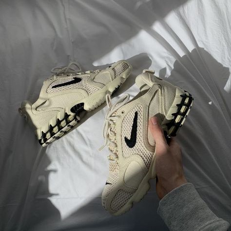 Stussy Nike Air Zoom Outfit, Stussy Aesthetic, Stussy Fossil, Nike Air Zoom Spiridon, Guys Fashion Casual, Trainers Outfit, Sport Life, Guys Fashion, Buy List