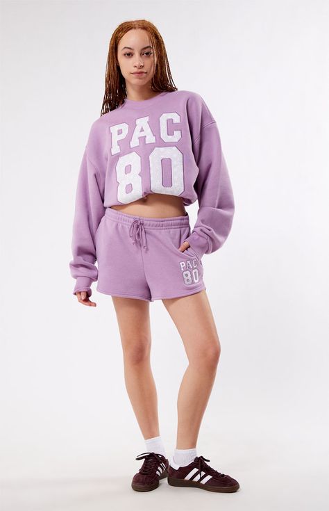 Elevate your casual wardrobe with the Pac 1980 Easy Sweat Shorts from PacSun. This stylish piece combines comfort and feminine flair with its Pac 1980 embroidery at the hem and an adjustable drawstring waistband, making it a versatile and on-trend choice for cozy and chic everyday wear.   	10.5" rise 	2.5" inseam 	Soft fleece lining 	Mid-rise 	Drawstring waistband 	Side and pockets 	Curved hem 	Pac 80 embroidery 	Relaxed fit 	60% cotton, 40% polyester 	Machine washable 	Model is wearin Sweat Short Set, Pacsun Outfits, Sweatshirt And Shorts, Girl Sweat, Preppy Outfit, Cute Sweatshirts, Boutique Fashion, Sweat Shorts, Drawstring Waistband