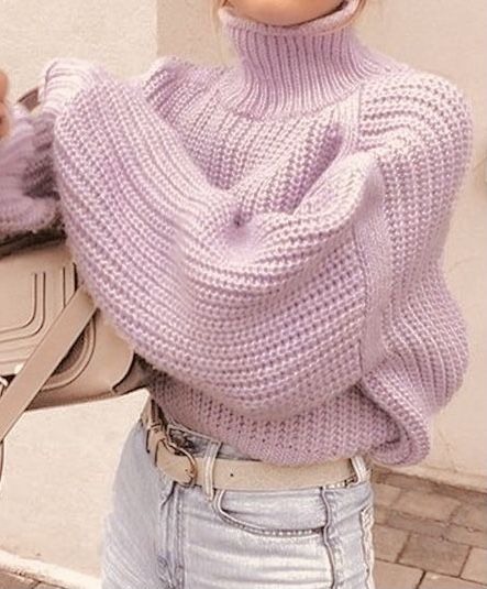 Sweater And Jeans, Spring Wardrobe Essentials, Casual Turtleneck, Diy Vetement, Outfit Shopping, Purple Outfits, Pullover Outfit, Eyes Design, Looks Chic