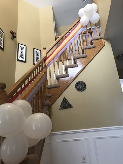 Party Streamers Streamer Ideas, Party Streamers, How To Decorate, Unicorn Party, 1st Birthday, Party Ideas, Stairs, Birthday