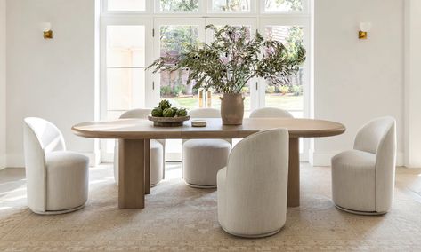 Room Ideas / Dining Room / Modern Curves – High Fashion Home Havenly Dining Room, Round Dining Table Decor, Modern Breakfast Nook, Swivel Dining Chairs, Rug Cream, Eclectic Modern, Beautiful Dining Rooms, Extension Dining Table, Oval Table Dining