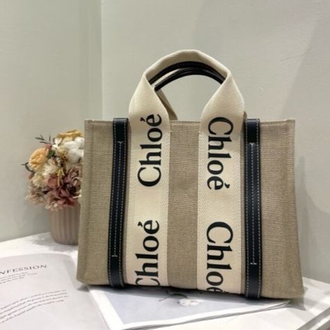 Chloé Woody Tote Bag Chloe Bags Handbags, Chloe Bags, Chloe Handbags, Daily Necessities, Chloe Bag, Travel And Leisure, Canvas Material, Bags Handbags, Chloe