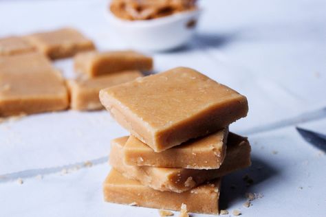 Peanut Butter Fudge: Photo - 8 #justapinchrecipes Peanut Butter Kisses, Easy Peanut Butter Fudge, Homemade Holiday Treats, Coffee Fudge, Butter Candy, Peanut Butter Fudge Recipe, Homemade Fudge Recipes, Walnut Fudge, Peanut Butter Fudge Easy