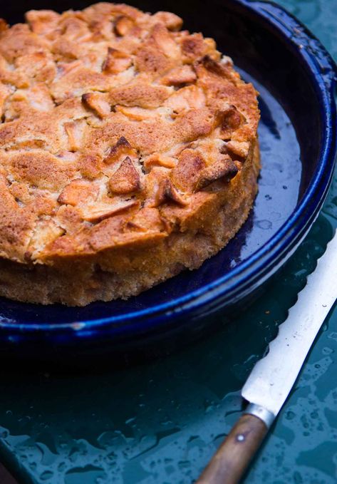 French Apple Cake - David Lebovitz Apple Rhubarb, French Apple Cake, Dorie Greenspan, David Lebovitz, Rhubarb Cake, Apple Cake Recipes, Pastry Desserts, French Pastries, Baking Sweets