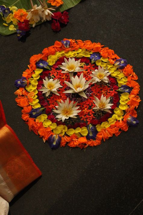 Onam Dp Images, Pictures Related To Onam, Onam Status Image, Aesthetic Onam Pookalam, Onam Pictures Aesthetic, Onam Aesthetics Moodboard, Onam Athapookalam Designs, Onam Flower Design, Athapookalam Designs Simple