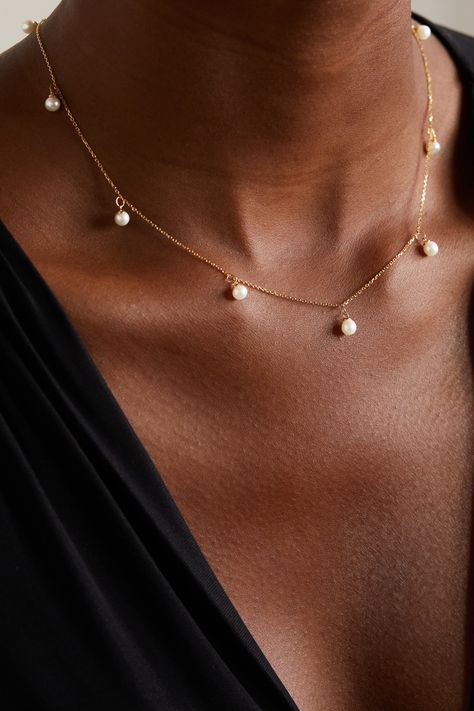 Bridal pearl necklace