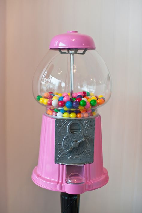 Bubblegum Machine Aesthetic, Gum All Machine Ideas, Pink Gumball Machine, Gumball Machine Aesthetic, Gum All Machine, Cute Gumball Machine, Puppy Adoption Birthday Party, Vintage Gumball Machine, Bubblegum Machine