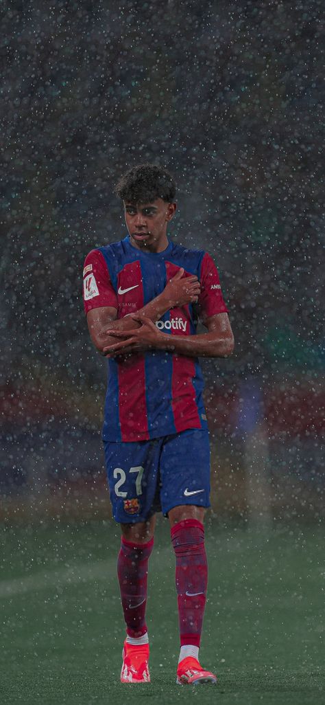 Fc Barcelona Neymar, Spain National Football Team, Chelsea Fc Wallpaper, Soccer Images, Liverpool Soccer, Fc Barcelona Wallpapers, Football Players Photos, Soccer Photography, Cute Football Players