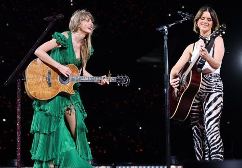 Taylor Swift performs onstage during “Taylor Swift | The Eras Tour” at Soldier Field on June 02, 2023 in Chicago, Illinois. (Photo by Natasha Moustache/TAS23/Getty Images for TAS Rights Management) #TaylorSwift #ErasTour #Chicago Eras Tour Chicago, Soldier Field, Taylor Swift The Eras Tour, Swift Photo, Chicago Illinois, Special Guest, Eras Tour, Illinois, Soldier